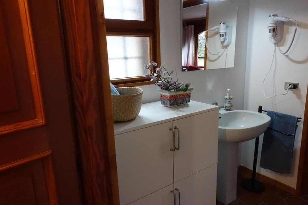 La Dimora Della Fontana Mozzio